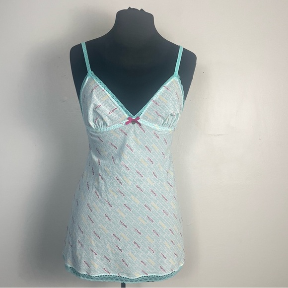 2010 Victorias secret pout nightie and low rise thong  size small - Picture 10 of 10